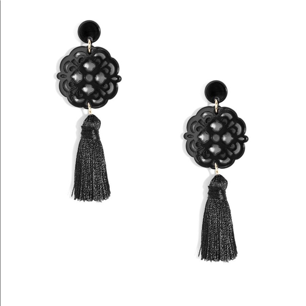 🖤 Zenzii pendant tassel Earrings 🖤